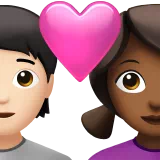 하트가 있는 커플: 사람, 여자, 밝은 피부 톤, 약간 어두운 피부 톤 — Apple