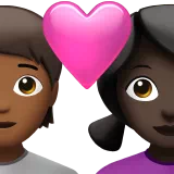 하트가 있는 커플: 사람, 여자, 약간 어두운 피부 톤, 어두운 피부 톤 — Apple