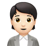 Office Worker: Light Skin Tone — Apple