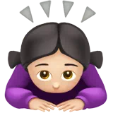 Woman Bowing: Light Skin Tone — Apple
