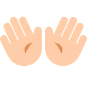 열린 손: 밝은 피부 톤