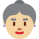 나이든 여성: 중간 정도의 밝은 피부 톤