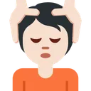 마사지를 받는 사람: 밝은 피부 톤
