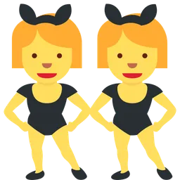 토끼 귀를 가진 여성 — Twitter